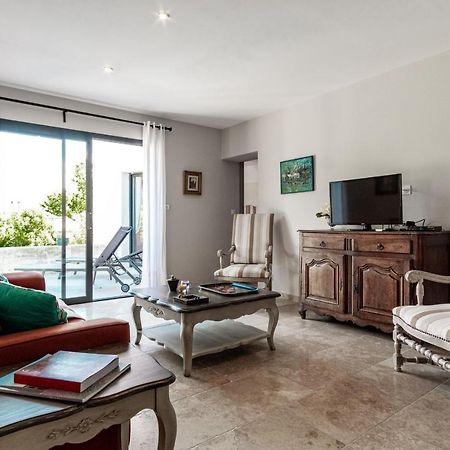 La Verdiere - Contemporary House With Garden And Private Pool LʼIsle-sur-la-Sorgue Exterior foto