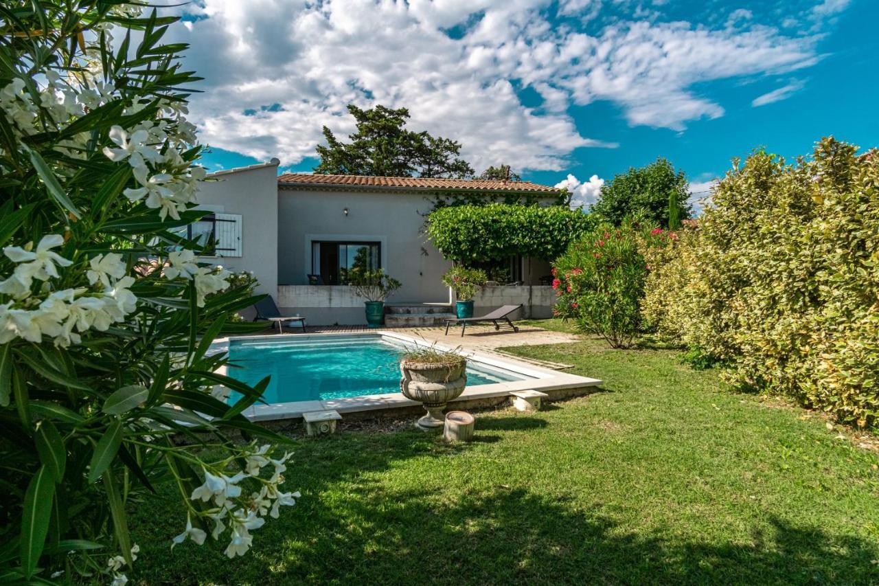 La Verdiere - Contemporary House With Garden And Private Pool LʼIsle-sur-la-Sorgue Exterior foto